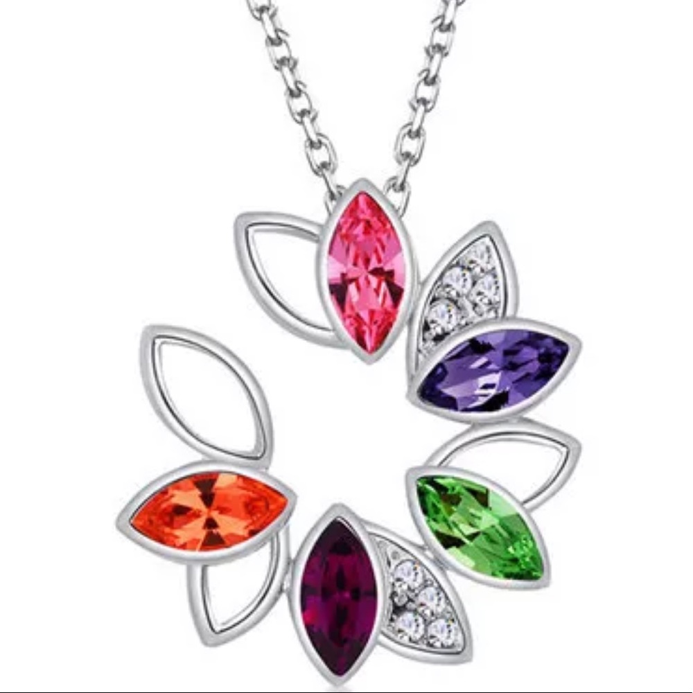 Colorful Crystal Necklace (F22)